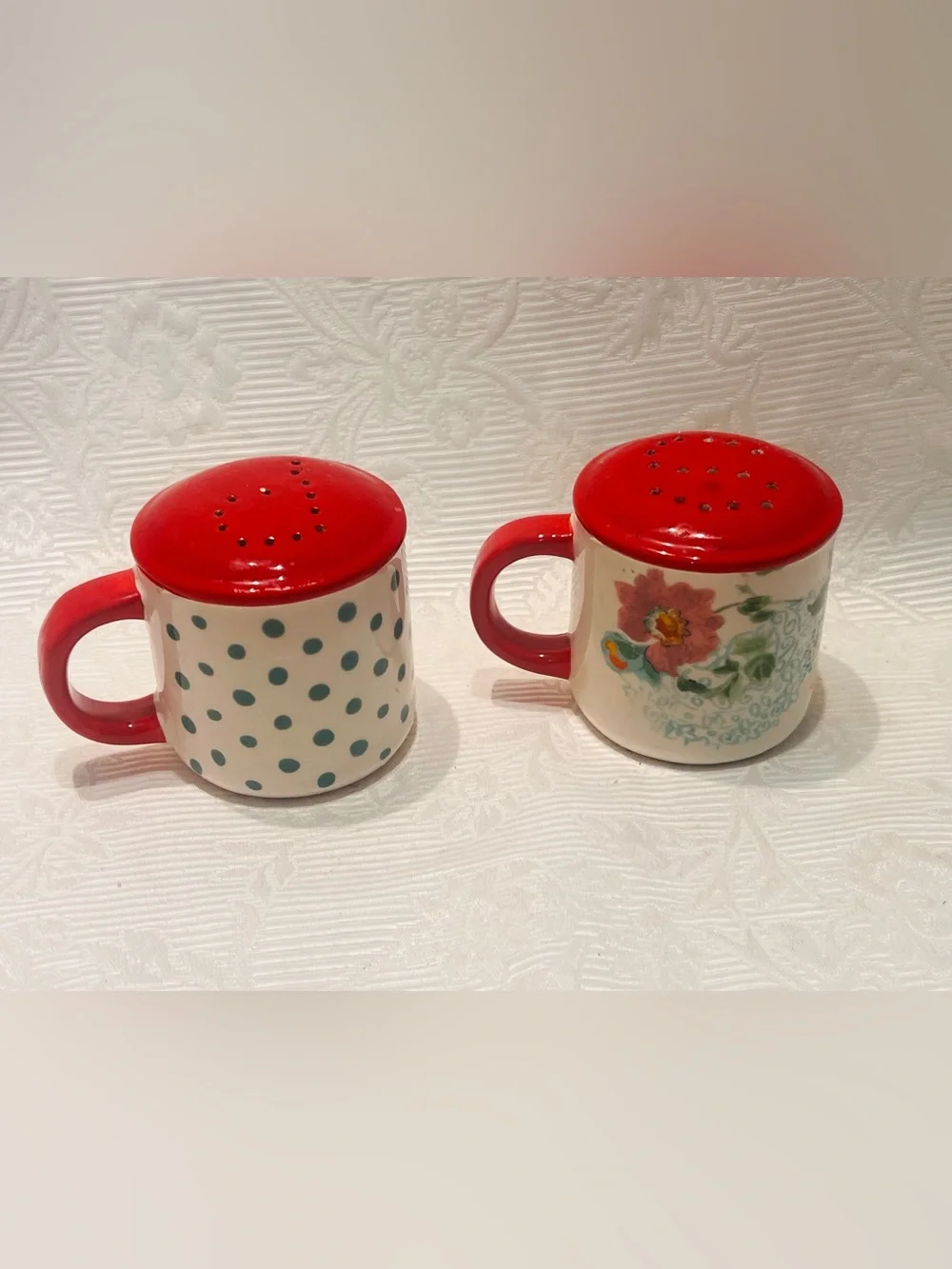 The Pioneer Woman Country Garden Salt and Pepper‎ Shakers Floral Polka Dots